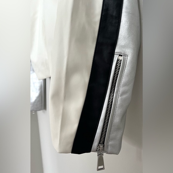 Steve Madden Helayna Colorblock Moto Jacket - Picture 5 of 5